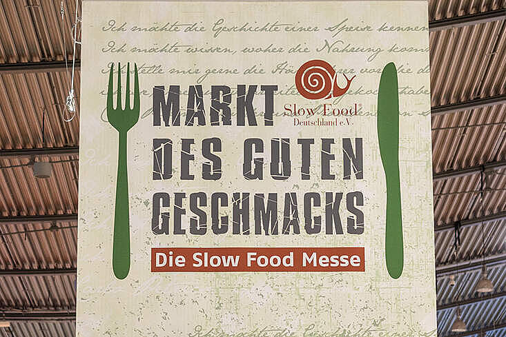 Banner der Slow Food Messe „Markt des guten Geschmacks“ in Stuttgart