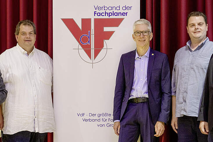 Der neu gewählte VdF-Vorstand: Ralf Lentwojt, Sebastian Ronge, Thorsten Kretzschmar, Bernd Helfer, Markus Flehel, Peter Triebe (v.l.n.r.)