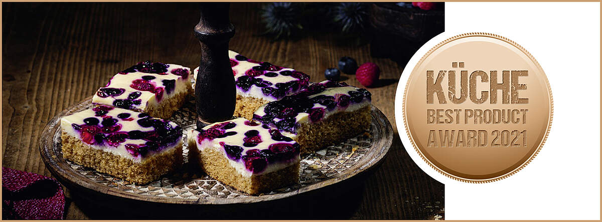 BEST PRODUCT AWARD 2021: Urkorn-Heidelbeer-Himbeer-Blechkuchen von ...