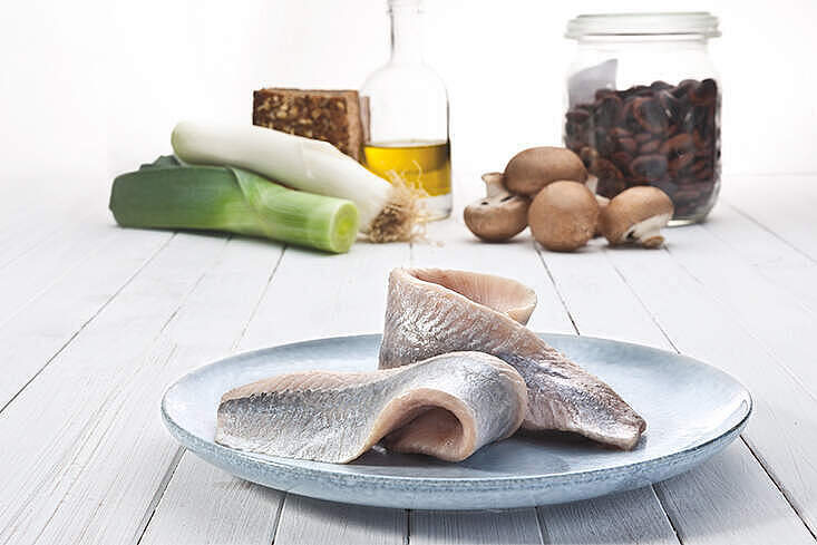 Frischer Heringsfilet aus der Nordsee mit hohem Gehalt an Omega-3-Fettsäuren und Proteinen