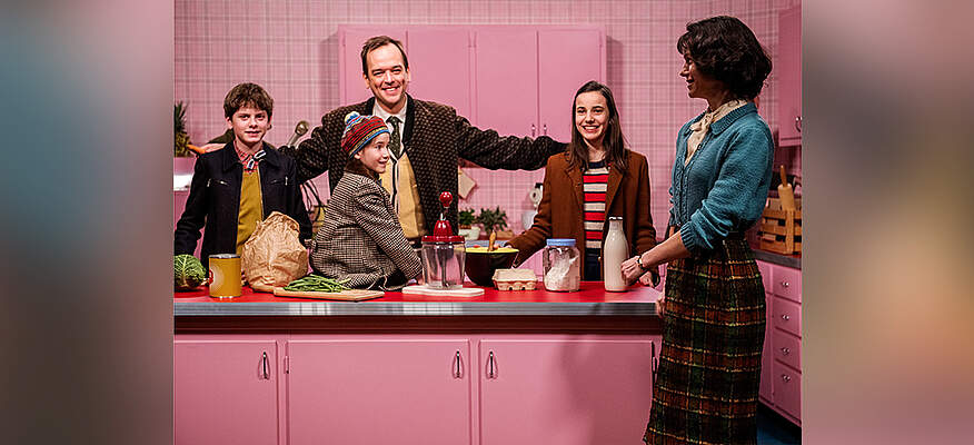 „Hallo Betty“ erscheint am 5. November auf DVD. KÜCHE begleitet den Heimkinostart mit einer Verlosung. Foto: © C-Films / Aliocha Merker