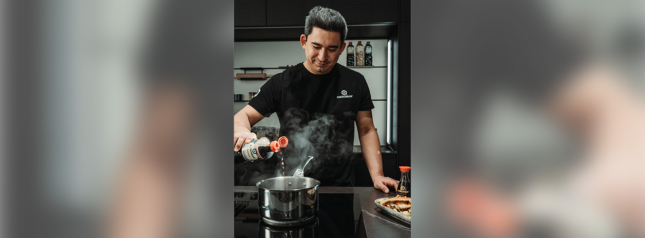 Sternekoch Tohru Nakamura entwickelt Rezeptideen für Großküchen im Kikkoman Foodservice-Projekt.