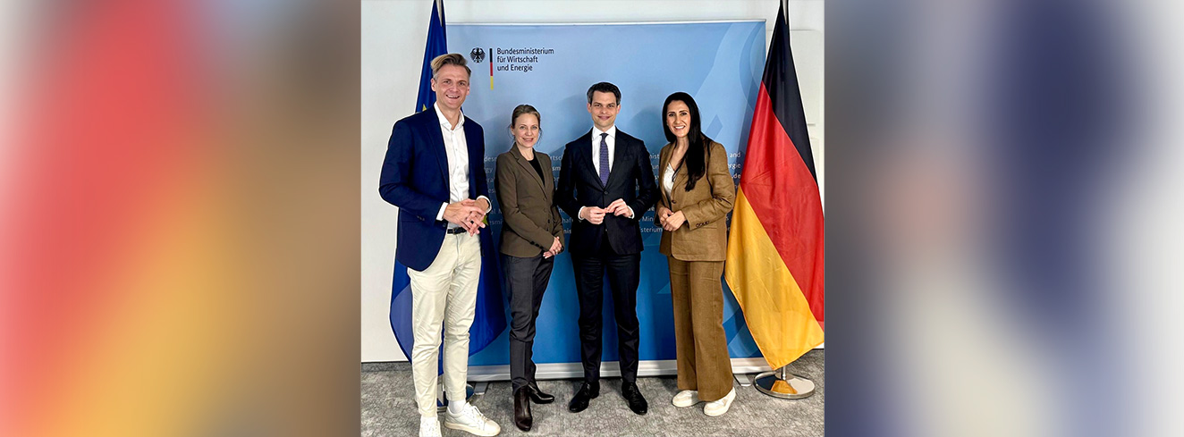 Vertreter der Denkfabrik Zukunft der Gastwelt im Gespräch mit Tourismuskoordinator Dr. Christoph Ploß in Berlin