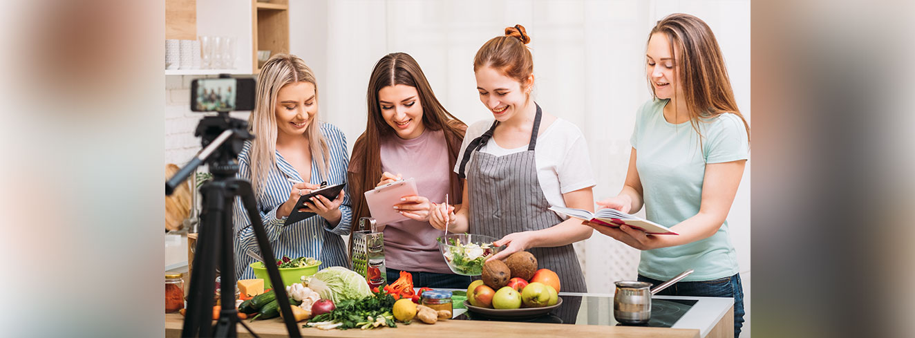 Selbst kochen, gesunde Ernährung und Food Content- Stock-Fotografie